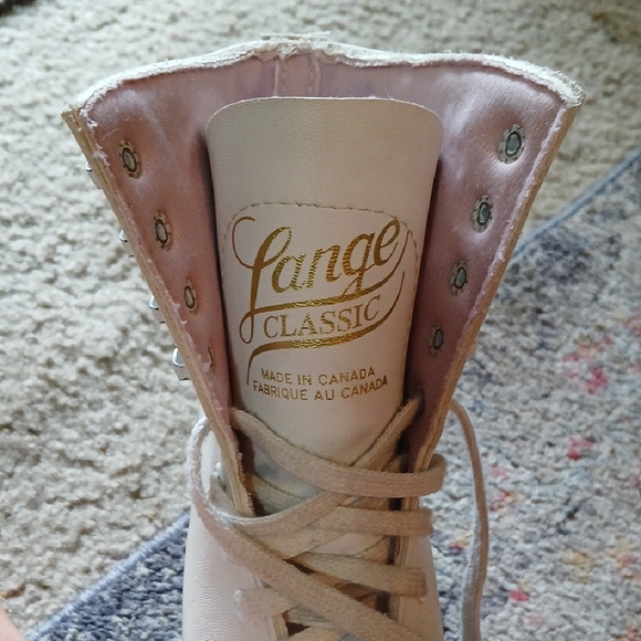 Lange Youth White Ice Skates with Yellow Guards - Picture 10 of 10